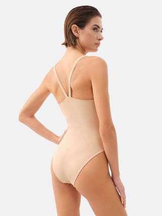 Keros Nude